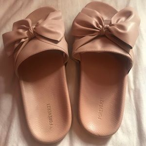 Bow Slide Sandals